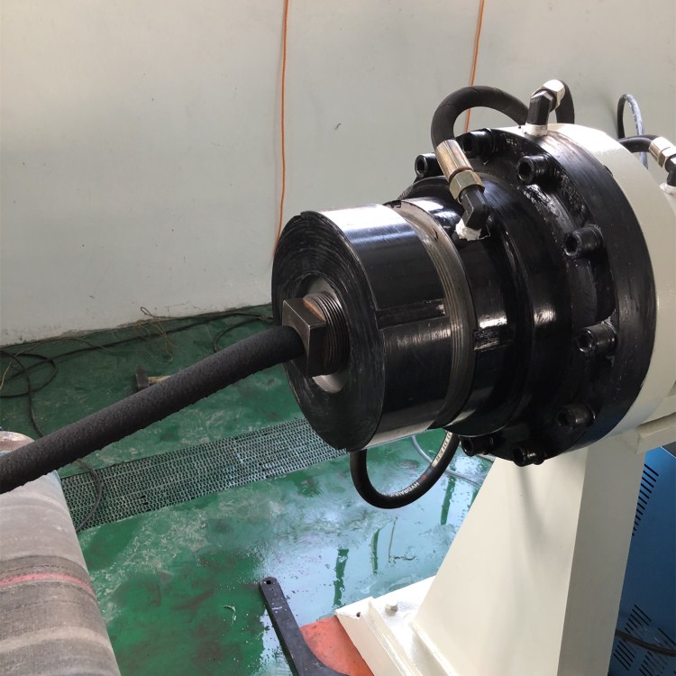 橡膠擠出機(jī)109.jpg