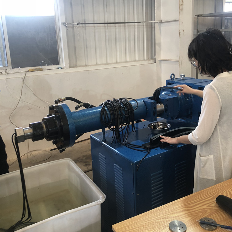 橡膠擠出機5 (1)_副本.jpg