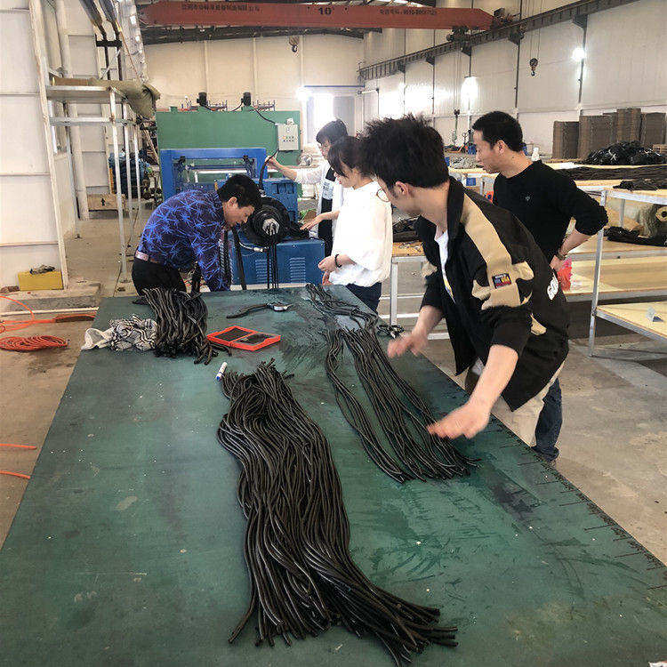 橡膠擠出機(jī)3_副本.jpg