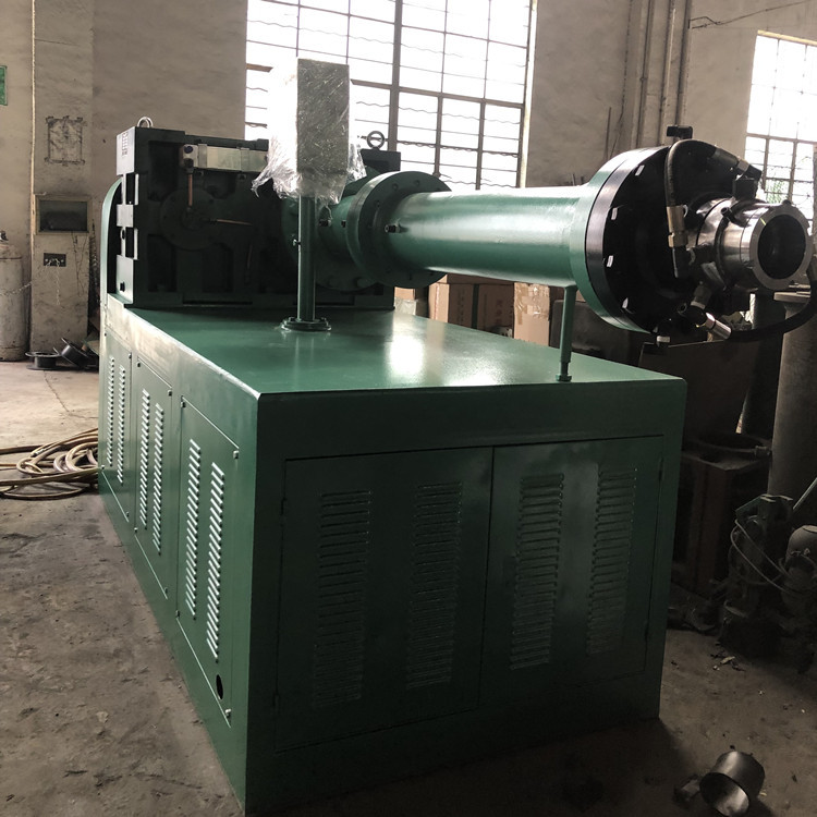 橡膠擠出機(jī)110 (2)_副本.jpg