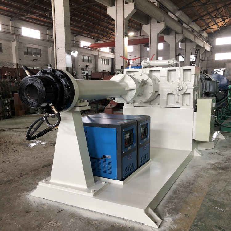 橡膠擠出機104.jpg