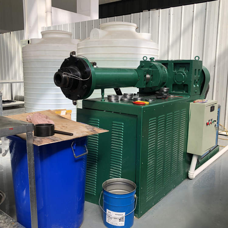 橡膠擠出機(jī)IMG_3432_副本_副本.jpg