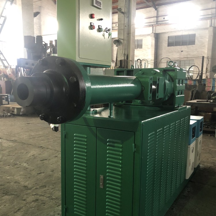 65橡膠擠出機5 (1).jpg